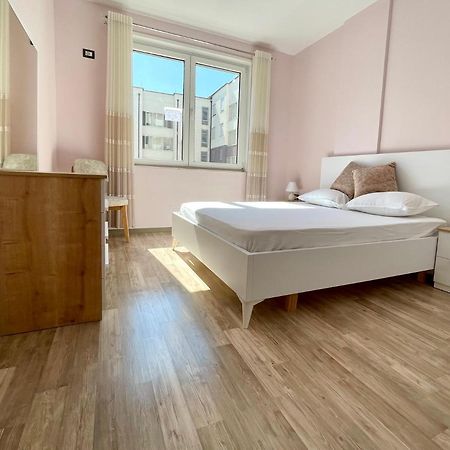 تيرانا Modern & Cozy Apartment المظهر الخارجي الصورة
