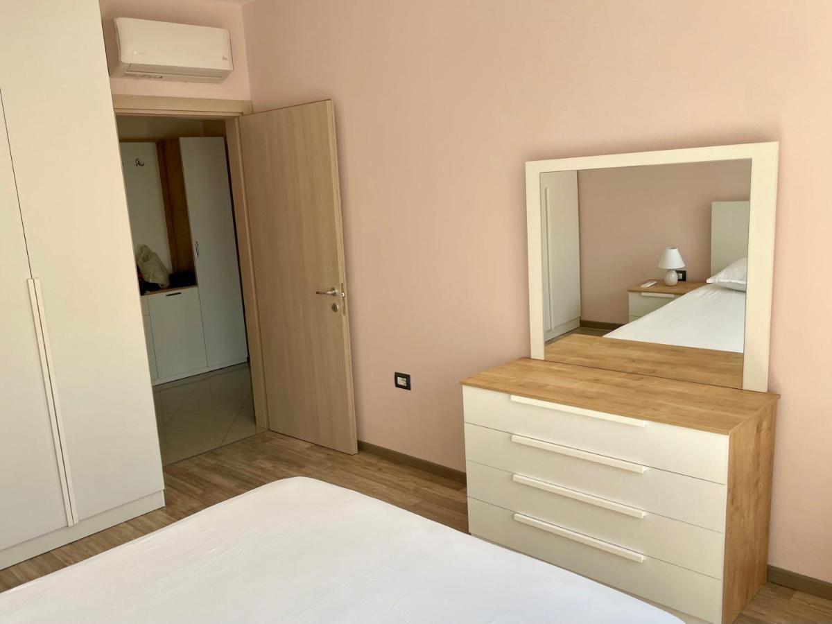 تيرانا Modern & Cozy Apartment المظهر الخارجي الصورة